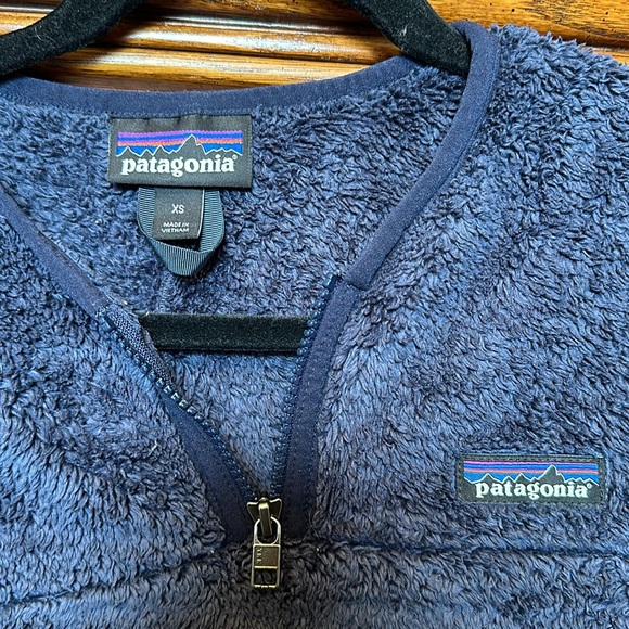 Patagonia Fleece Pullover Quarter Zip - Picture 6 of 6